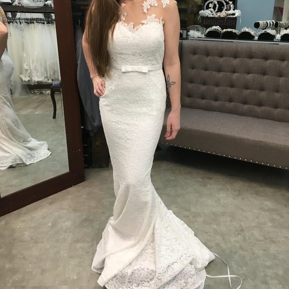 New Wedding Dress, Vintage Lace Back, Ivory Comfy Sexy Fitted, Rustic Illusion - Picture 1 of 6